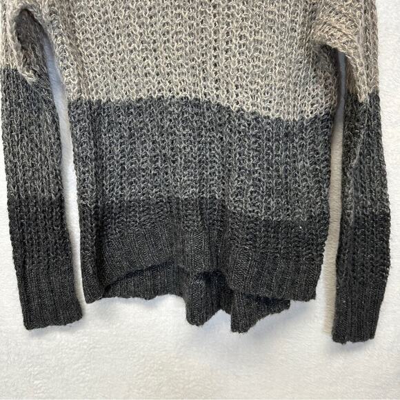 American Eagle Wool Blend Cream & Gray Ombre Open Knit Sweater Size XS - Picture 3 of 8